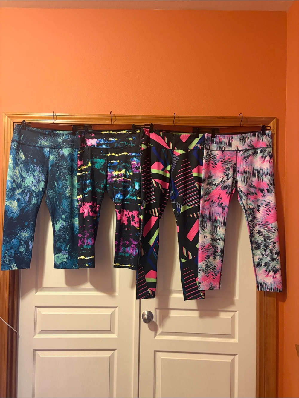 Fila Active Capri Leggings in Multicolor Print - Ladies Large